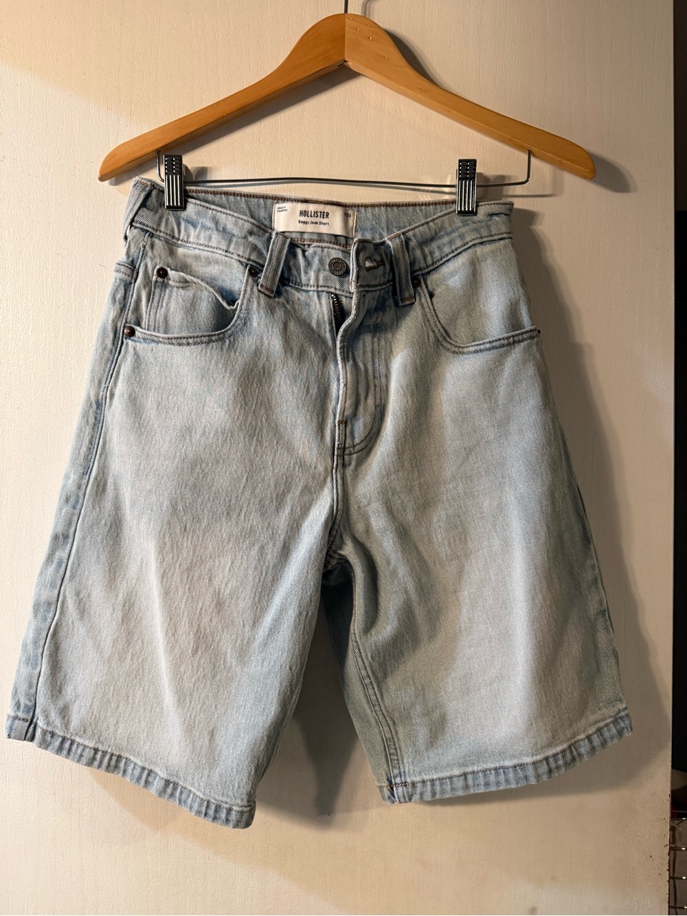 Hollister Light Blue Denim Men’s Jorts
